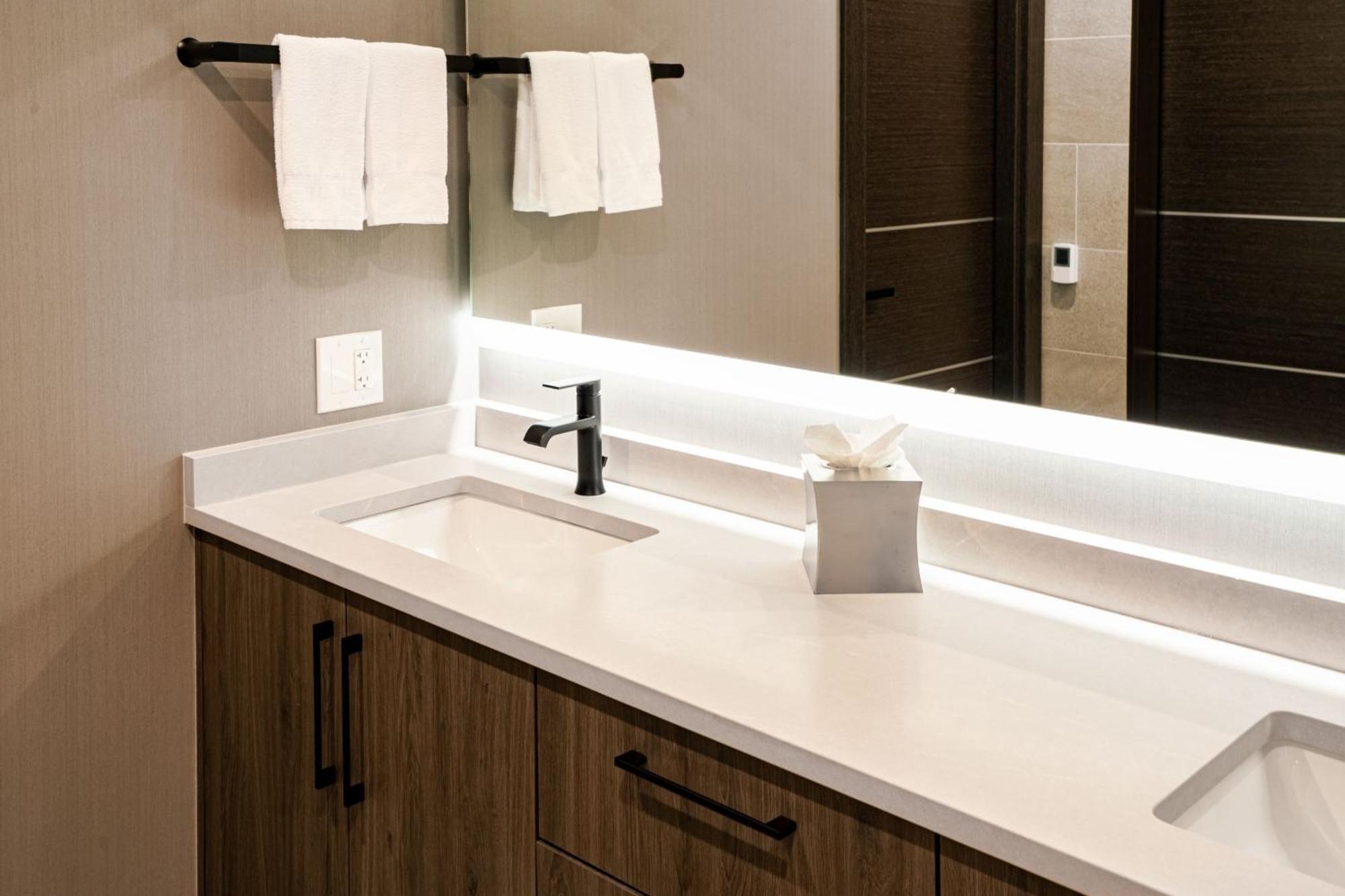 Springhill Suites By Marriott Chicago Chinatown المظهر الخارجي الصورة
