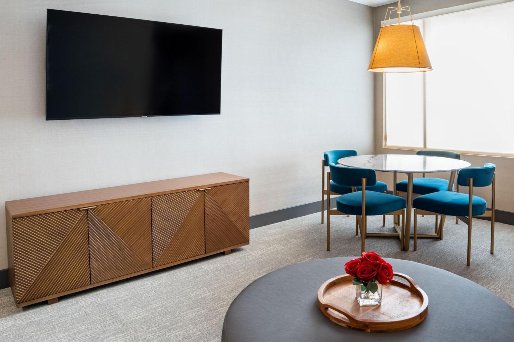 Springhill Suites By Marriott Chicago Chinatown المظهر الخارجي الصورة